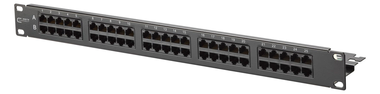 Metz 130886-0203-E UAE 50x8(4) Cat.3 19z-Patchfeld Stahlblech schwarz