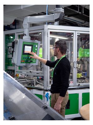 Schneider XD4PA22 Joystick 2Richtungen m.Rückzug Nullst. Hebel 54mm D22 Metall