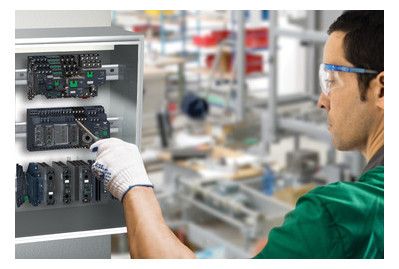 Schneider RM17UAS15 Spannungswächter Über-/Unterspannung 65-260VAC