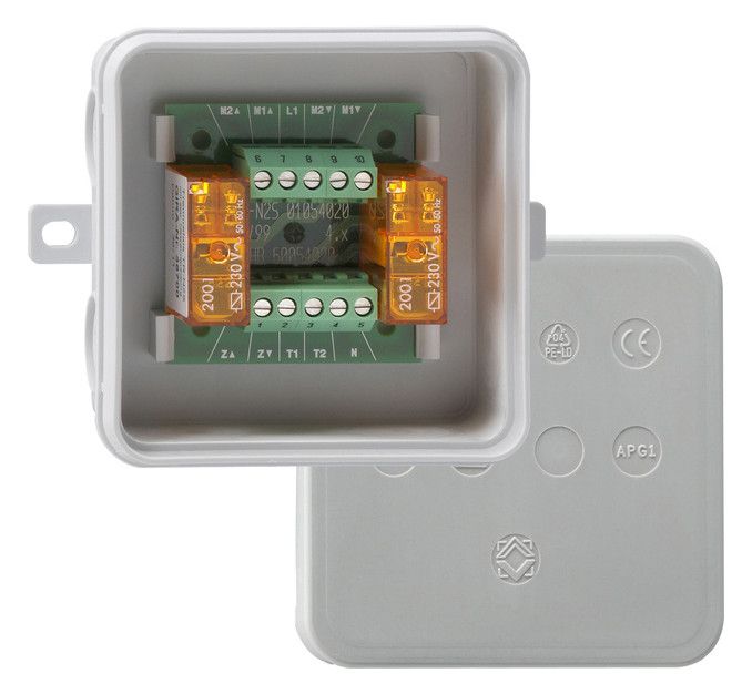 GIRA 038700 Trennrelais 2fach AP Jalousie