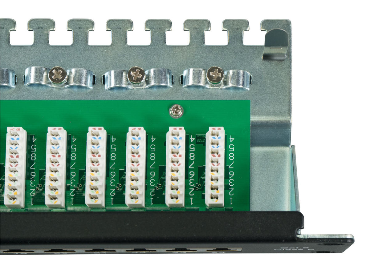 EFB 37667.1M Cat6 24P Patchpanel LSA 1HE RAL7035
