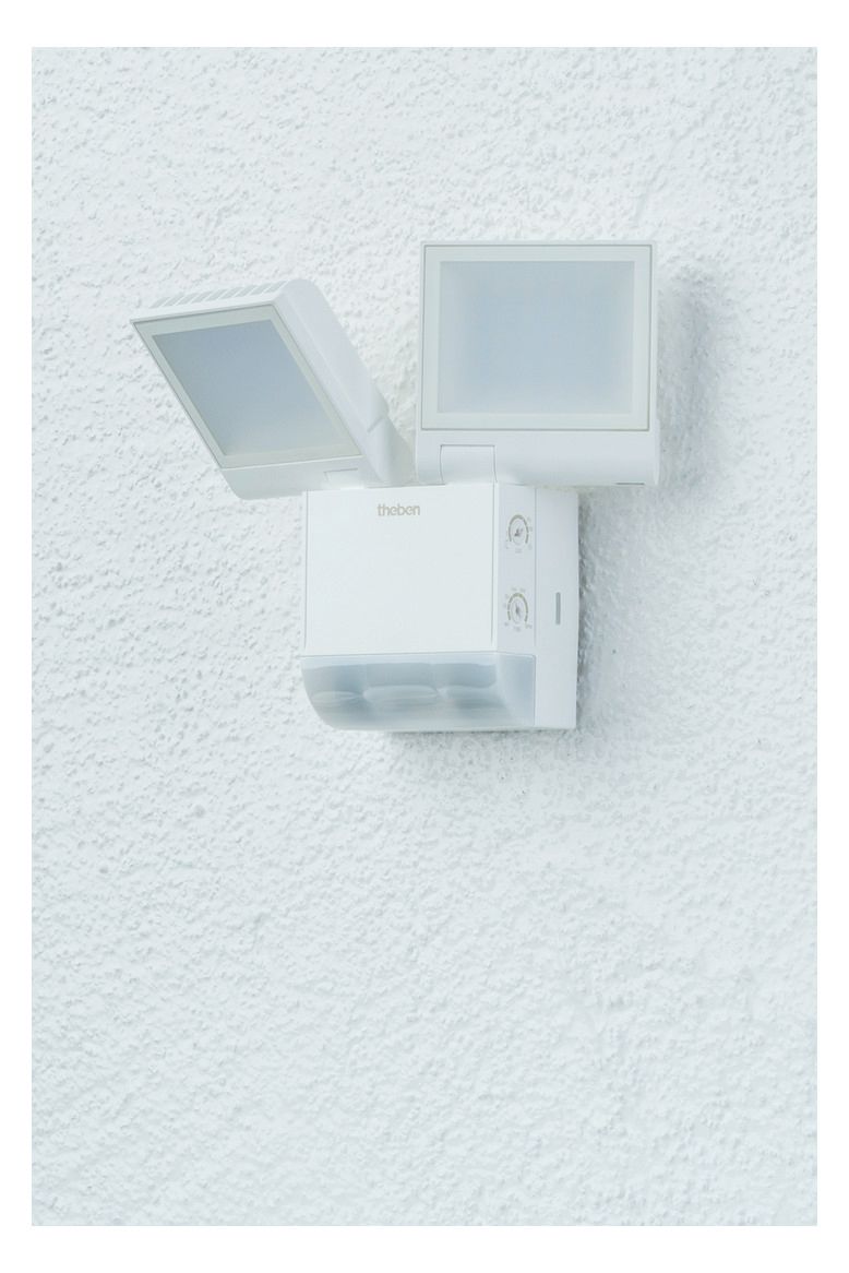 Theben theLeda S17-100 WH LED-Strahler m.Bew.melder f.Wandm. 17W ws 1020802